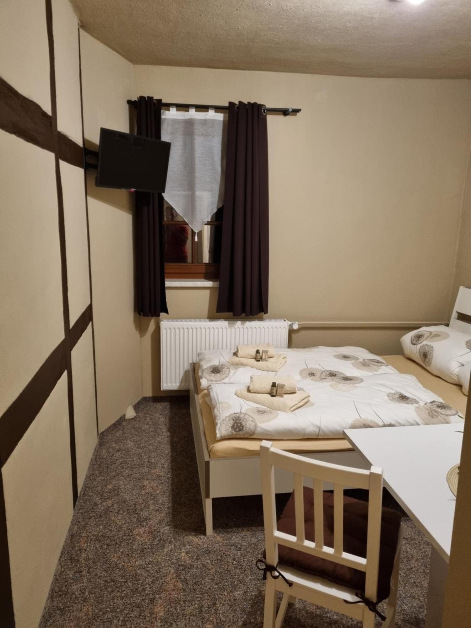 Pension トルガウ 部屋 写真